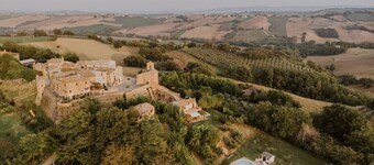 La casa in piazzetta in Borgo Loretello