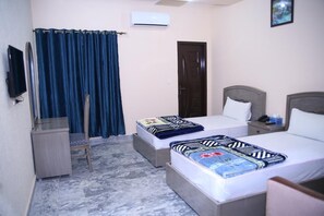 4 bedrooms, WiFi - Park Hotel Lahore... (Lahore)