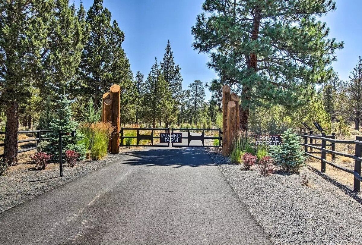 Tailwinds Farm  Secluded Estate On The River Amazing Views by RedAwning