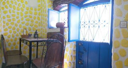 Charmantes kleines Haus, voll ausgestattet und in Medina