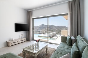 Smart TV - Youtopia Villa 1 (Chora, Ios)