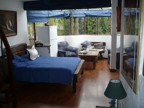 Studio Suite, 1 Bedroom, Private Bathroom