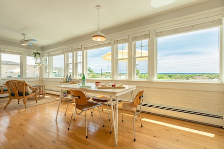 Superior Apartment, 1 King Bed with Sofa bed, Kitchen, Ocean View | Water view