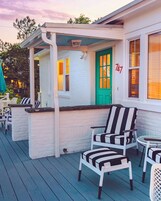 Superior Apartment, 1 King Bed with Sofa bed, Kitchen, Ocean View | Terrace/patio