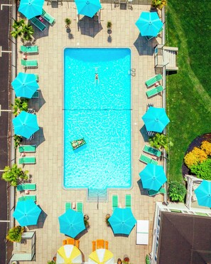 Terrace/patio - Rye Motor Inn: An Adults-Only Apartment Hotel (Rye)