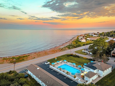 Rye Motor Inn: An Adults-Only Apartment Hotel