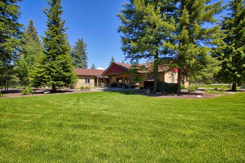 Private BNB on 5 quiet acres