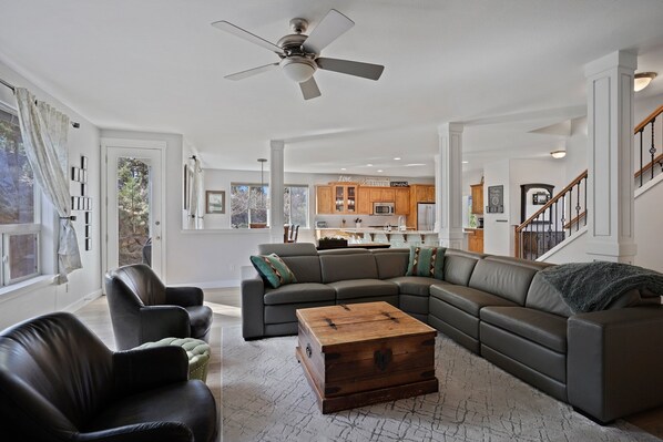 TV, fireplace, video games