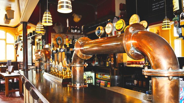 2 bars/lounges - Mad ORourkes Pie Factory (Tipton)