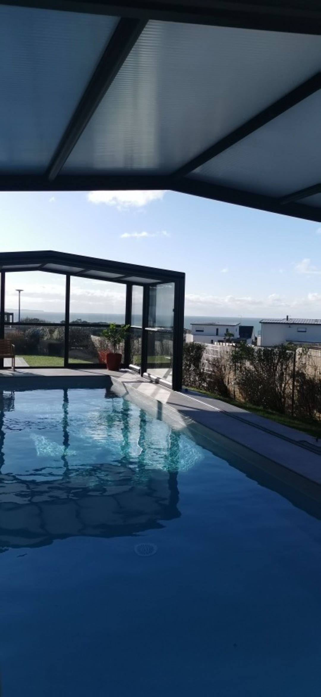 Piscina all'aperto, una piscina riscaldata