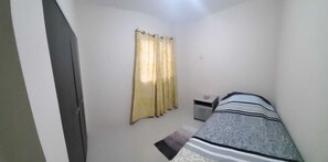 3 Schlafzimmer, Zimmersafe, Schreibtisch, WLAN