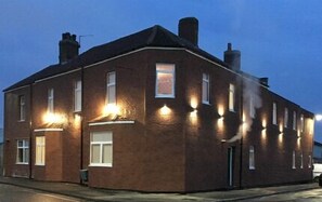 Exterior - Perfect location, Luxury private studio Apartments & double Rooms,Smart TVsWiFi (Stockton-on-Tees)