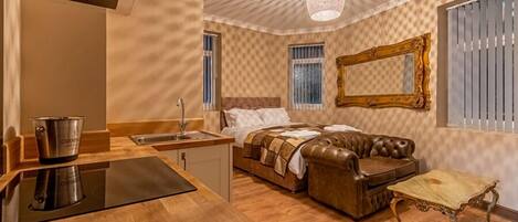 Fer et planche Ă repasser, Wi-Fi, draps fournis