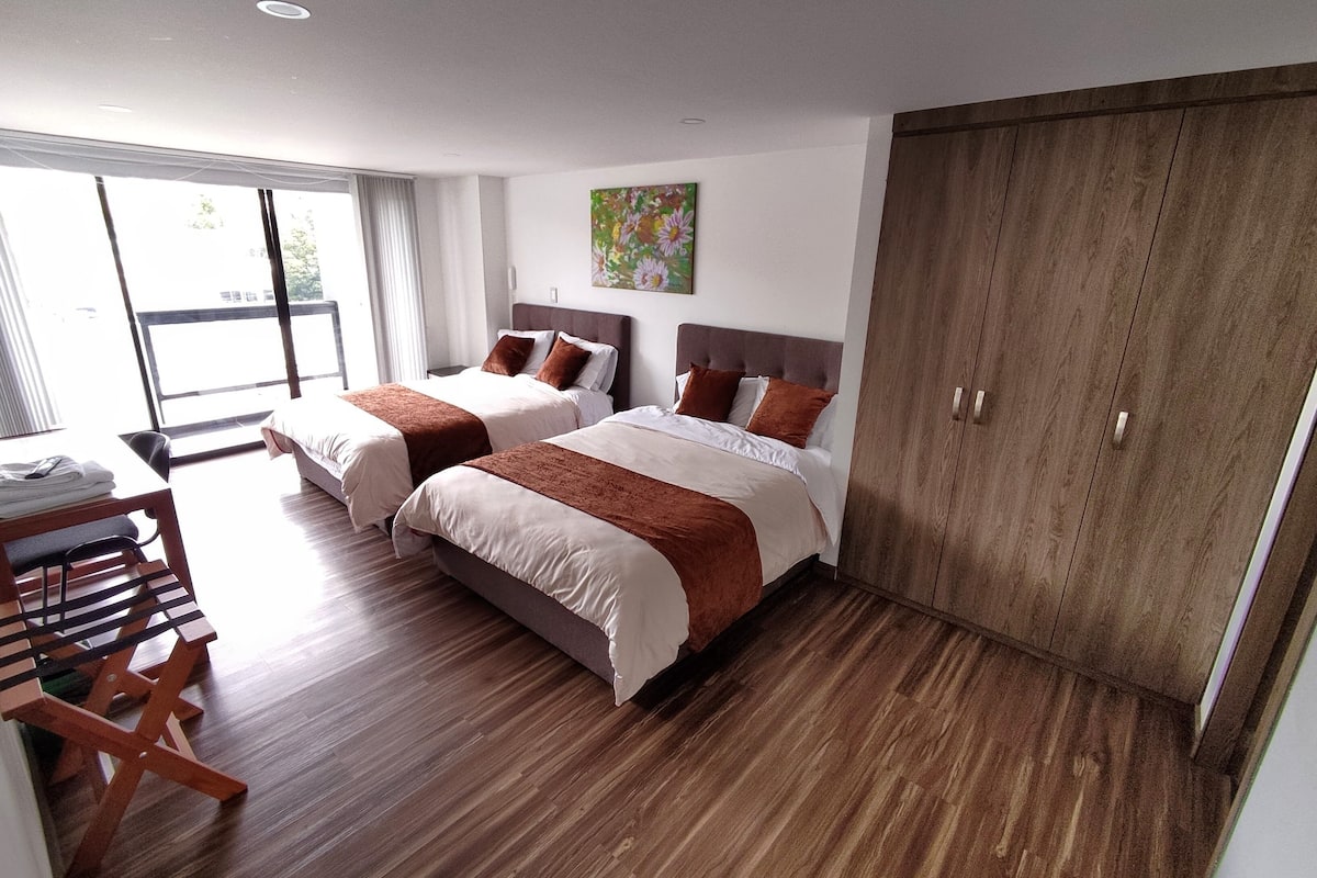 quadruple room | individually decorated, desk, laptop workspace, free wifi