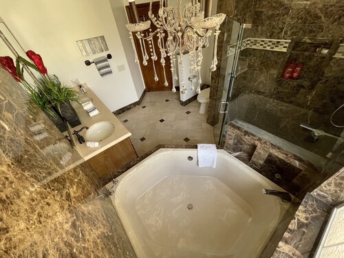 Luxury Home in the heart of Wellington