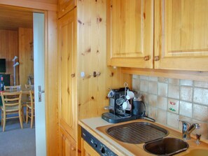 Fridge, microwave, oven, dishwasher - Montagnards 17 by Interhome (Villars)