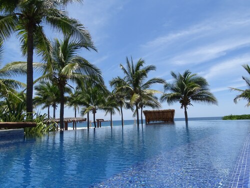 Luxury Beachfront Villa at Playa Blanca