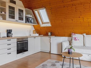 Interior - Stunning  villa for 4 guests with WIFI, A/C, TV and balcony (Keszthely)