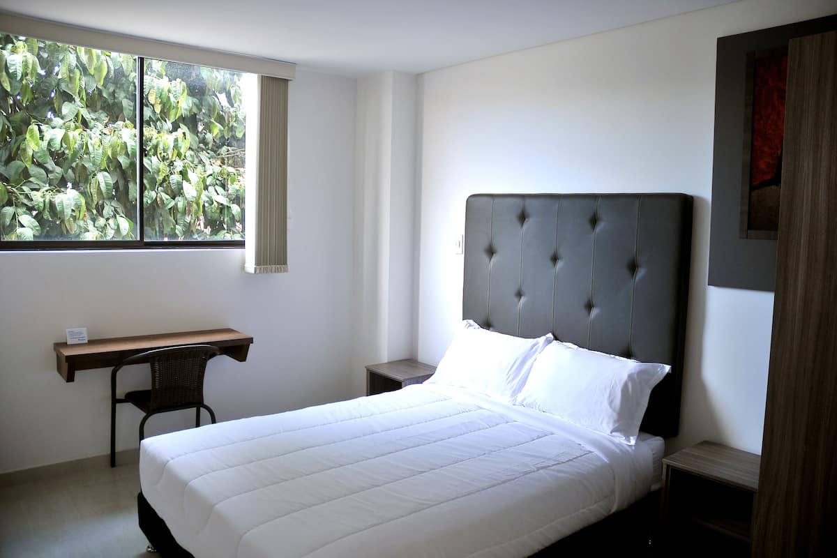 Desk, laptop workspace, iron/ironing board (on request), free WiFi