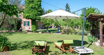 Stunning villa for 4 guests with WIFI, TV, patio and pets allowed