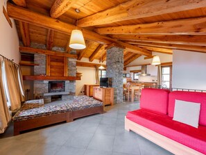 Fernseher, Kamin