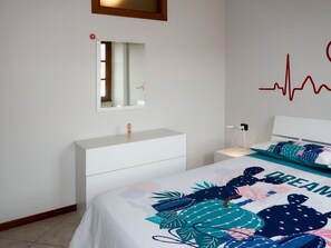 2 sovrum, resesäng och gratis wi-fi