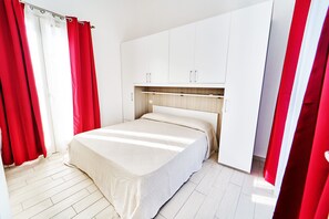 1 غرفة نوم ومكواة/لوح كي