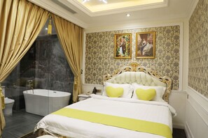 Royal Double Room - Enjoy Hotel 2 (Ho Chi Minh City)