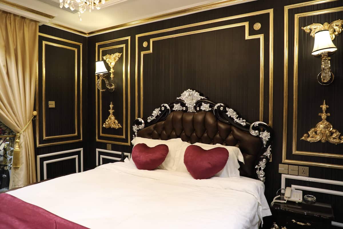Deluxe Double Room | WiFi (free), individually furnished