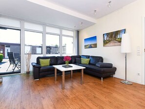 TV - Willem Barents apartment rental - House MARENOR (Esens)