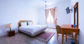 Room - Hoota Guest House (Al Hamra)