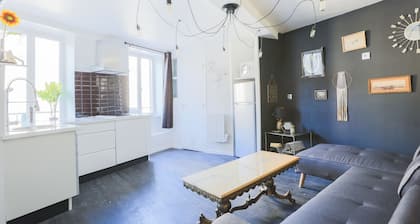 Viehättävä Pied à Terre Royatissa