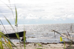 Ubicación a pie de playa y toallas de playa