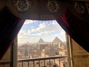 Balcony view - Magic Pyramids View Accommodation (Giza)