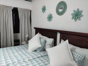 2 bedrooms, desk, iron/ironing board, travel cot