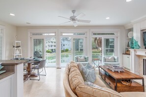 Taulutelevisio, pöytäjalkapallopöytä