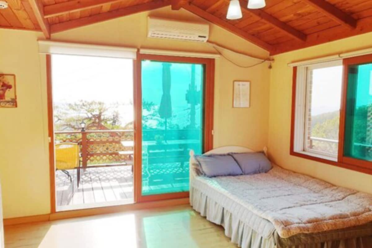 Room, 1 Bedroom, Non Smoking, Ocean View (Ginseng Room) | View from room