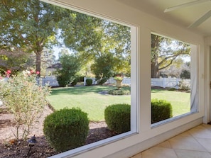 Property grounds - Minutes from Downtown St. Michael's | Game Room | Pool | Hot Tub | Pickle Ball C (Saint Michaels)