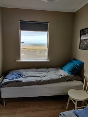 5 chambres, coffres-forts dans les chambres, Wi-Fi, draps fournis