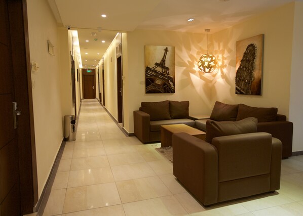 Interior - Lujain Hotel /Studio (Amman)