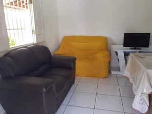 TV - Guaibim Beach - next to the São Paulo hill (Valença)