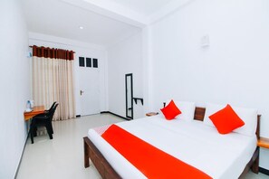 Habitación doble | Tabla de planchar con plancha y wifi gratis