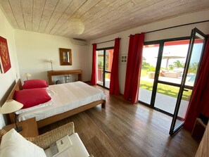 5 habitaciones y caja de seguridad en la habitación 