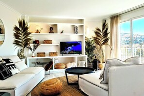 TV