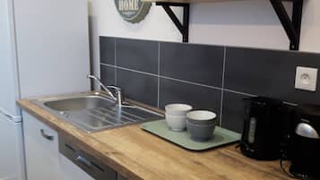 Réfrigérateur, four, lave-vaisselle