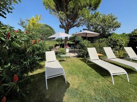 Seasonal outdoor pool, open 10:00 AM to 9:00 PM, sun loungers