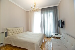 3 Schlafzimmer, Zimmersafe, Bügeleisen/Bügelbrett