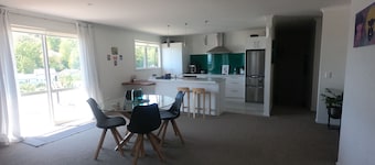 Views of Bridgewater Lane