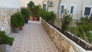 Unclassified image, 5 of 25, button - Golden Beach Hotel (Himarë)