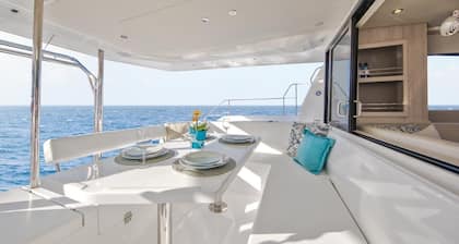 2020 Leopard 43ft Power Cat